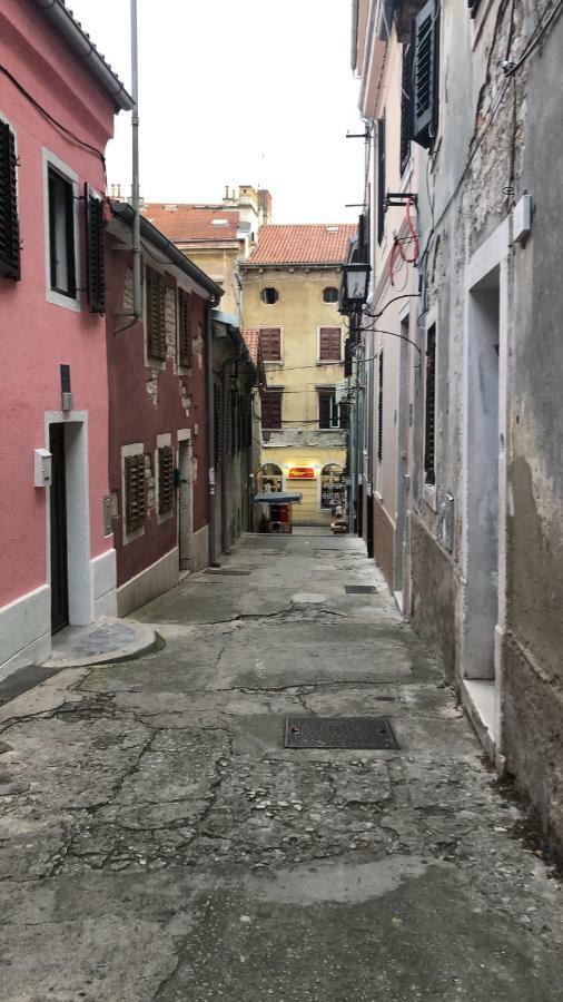 Bozic Apartman Apartment Pula Exterior photo